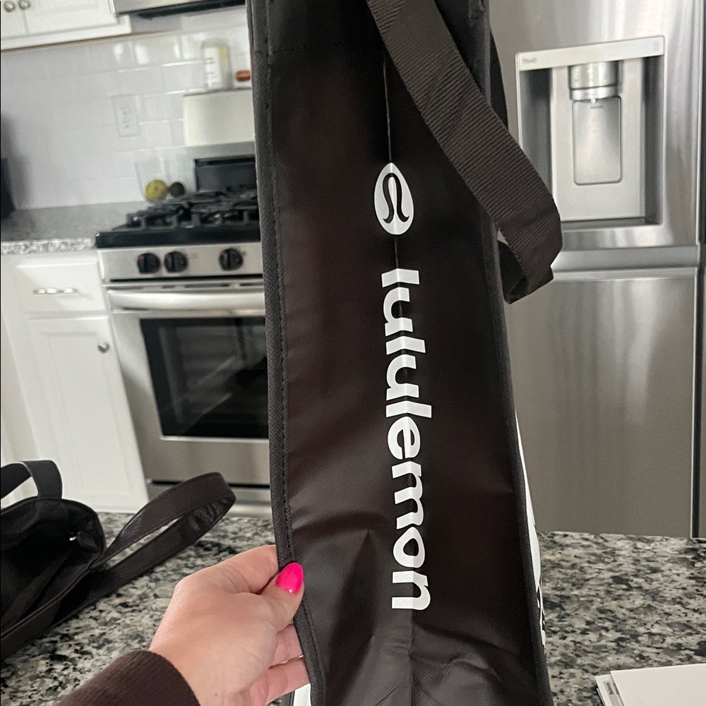 lululemon athletica Graphic Black and White large  Tote - Picture 2 of 2